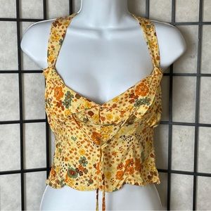 Pie in the sky, ladies, floral crop top size large